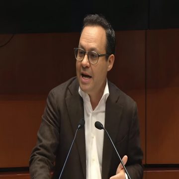 Movimiento Ciudadano rechazará terna de AMLO para la SCJN, asegura Clemente Castañeda