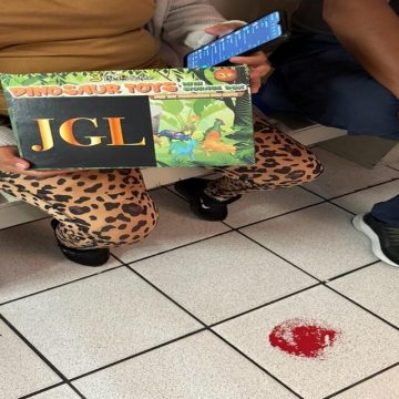 Regalan juguetes en Culiacán con las iniciales del “Chapo”