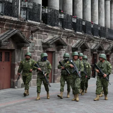 El presidente de Ecuador declara el conflicto armado interno y pide acción militar ante la violencia