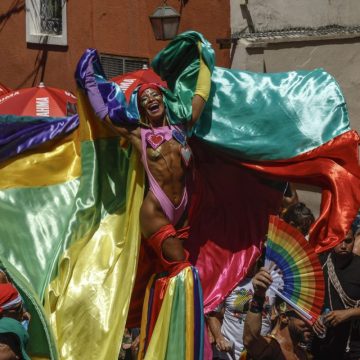 Una ceremonia inédita da inicio a un carnaval para 49 millones de personas en Brasil