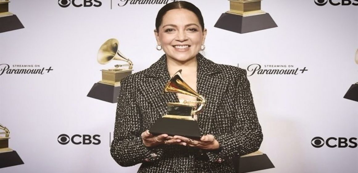 México brilla en los premios Grammy 2024
