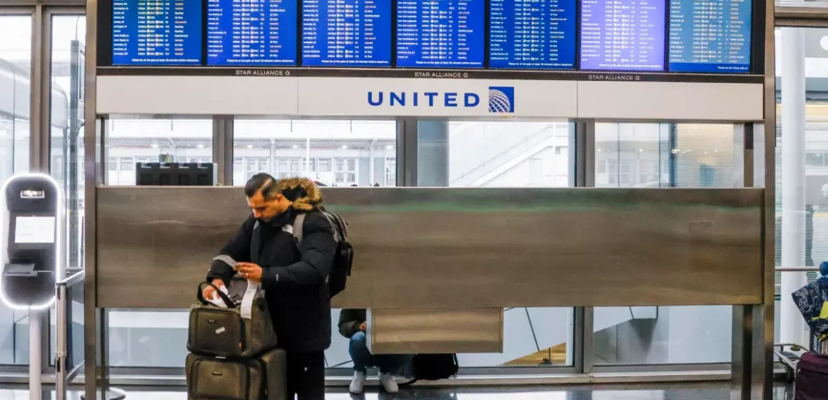 Suspenden un millar de vuelos en EEUU debido a una tormenta invernal
