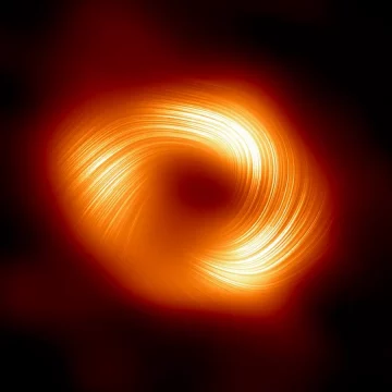 Nueva imagen del agujero negro de la Vía Láctea, revela la existencia de potentes campos magnéticos