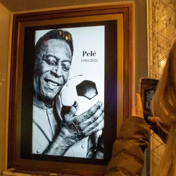 Tribunal brasileño cierra demanda de paternidad presentada por mujer que decía ser hija de Pelé