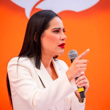 Sandra Cuevas promueve “10 Días de Alegría” durante su campaña por la CDMX