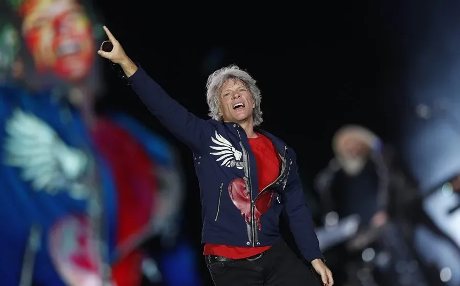  Jon Bon Jovi deja “en manos de Dios” la curación de sus cuerdas vocales