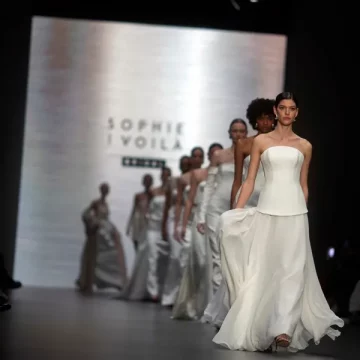 La moda nupcial para 2025 deja claro que las novias ya no quieren vestirse de princesas
