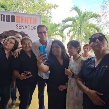 Roberto Palazuelos se compromete a legislar por mujeres y adultos mayores de Quintana Roo
