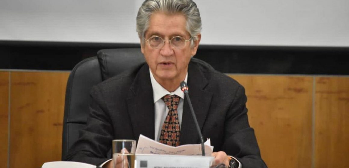 Juez ordena a Auditoría reinstalar a Agustín Caso, el “auditor incómodo”
