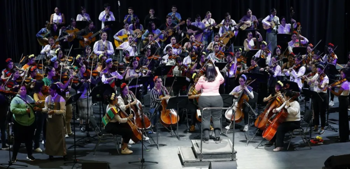 Una nueva generación de mujeres mariachis reivindica su papel en la música mexicana