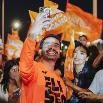 Máynez gana terreno como segundo lugar a días de la elección presidencial, según encuesta