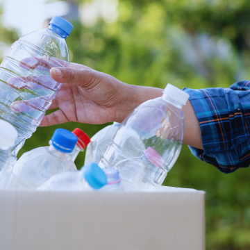 La Unión Europea implementa nuevas normas para botellas de plástico a partir del 3 de Julio