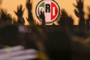 CIUDAD DE MÉXICO, 07JULIO2024.- El Consejo Nacional del PRI aprobó el cambio de estatutos del partido, con estás medidas el dirigente nacional del PRI, Alejandro Moreno Cárdenas, se podrá reelegir varias veces en el cargo. FOTO: MOISÉS PABLO/CUARTOSCURO.COM