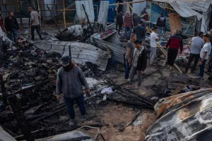 ATAQUE-CAMPAMENTO-RAFAH-1