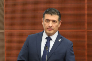 Adrián Alcalá Méndez (1)