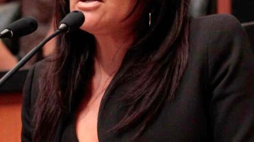 Alejandra_Barrales_(cropped)