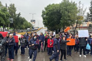 BLOQUEO TRABAJADORES IPN ATROPELLAMIENTO