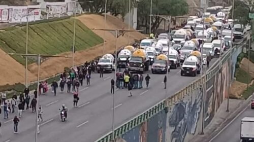 BLOQUEOS PIPEROS ECATEPEC CDMX VIALIDADES ACCESO CAOS VEHICULAR