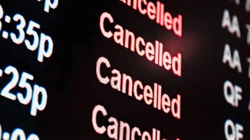 Cierre federal en EEUU provoca cancelación de más de 800 vuelos en un solo día