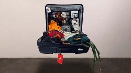 Portada-de-Manifiesto-de-un-tremendo-delirio-de-Leon-Larregui-Universal-Music-1160x700