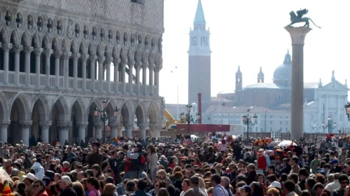 VENECIA-TURISTAS