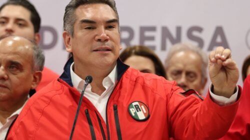 CIUDAD DE MÉXICO, 08JULIO2024.- Alejandro Moreno, Presidente del Comité Ejecutivo Nacional del Partido Revolucionario Institucional (PRI) encabezó conferencia de prensa para hablar sobre la asamblea nacional Ordinaria que se llevó a cabo ayer. 
FOTO: ANDREA MURCIA /CUARTOSCURO.COM