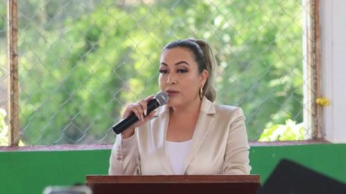 atentado regidora michoacan cuitzeo ataque armado