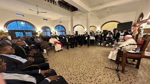 audio papa francisco estado de salud santo rosario vaticano