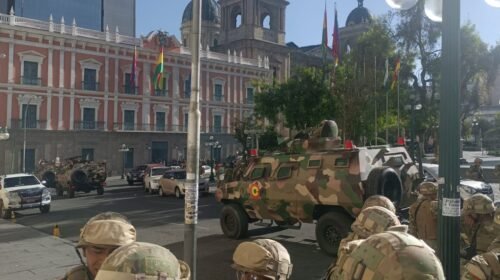 El presidente de Bolivia denuncia "movilizaciones irregulares" de militares en La Paz