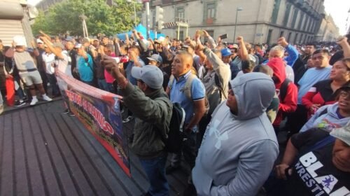 cnte planton bloqueo palacio nacional mañanera claudia sheinbaum