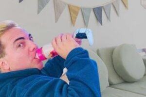 cristian castro biberon espectaculos polemica