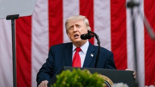 cumpleaños donald trump firma acuerdo iran guerra