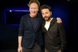 diego luna monologo migracion show estados unidos