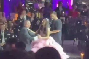 fiesta xv anos secretaria finanzas hija flanklin