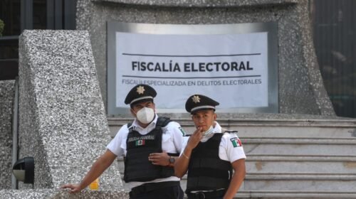Protesta partido RSP en la FEDE-3.jpg