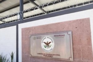guardia nacional cuartesl dinero millones de pesos