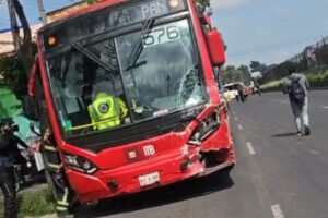 metrobus accidente choque