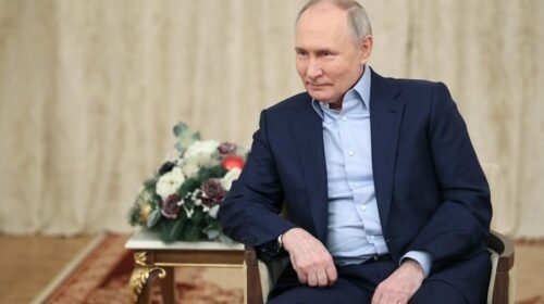 Moscow (Russian Federation), 05/01/2024.- Russian President Vladimir Putin meets with family members of servicemen, who died during a 'special military operation' at Novo-Ogaryovo residence outside Moscow, Russia, 06 January 2024. (Rusia, Moscú) EFE/EPA/GAVRIIL GRIGOROV / SPUTNIK / KREMLIN POOL MANDATORY CREDIT