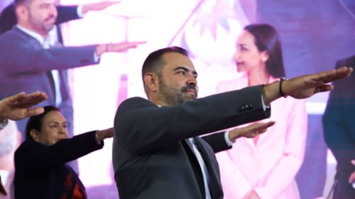 qurino toma protesta mc