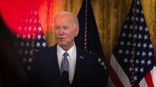 El presidente de EE.UU., Joe Biden, habla durante un acto en la Casa Blanca, este 23 de febrero de 2024, en Washington. EFE/ Leigh Vogel/Pool