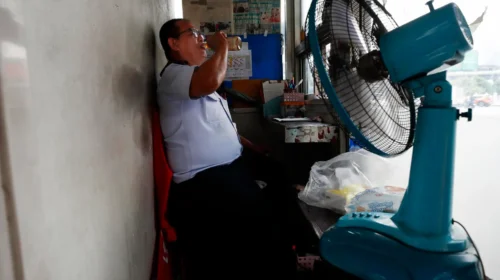 rss-efe9c746f88f6c6a17e17cf5ad7c4edc3c804bc0056w