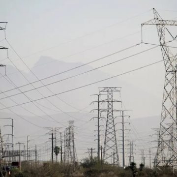 “Ya son 7 días sin apagones eléctrico en el país”: AMLO justifica recortes de energía para protección del sistema eléctrico