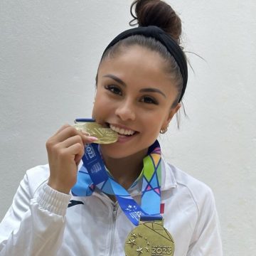 Paola Longoria alcanza su título 120 en la LPRT